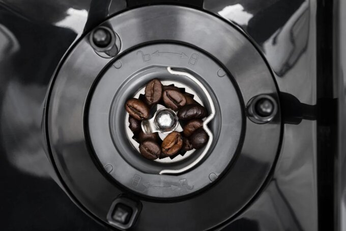APARAT ZA ESPRESSO KAVU GFACM20S GORENJE