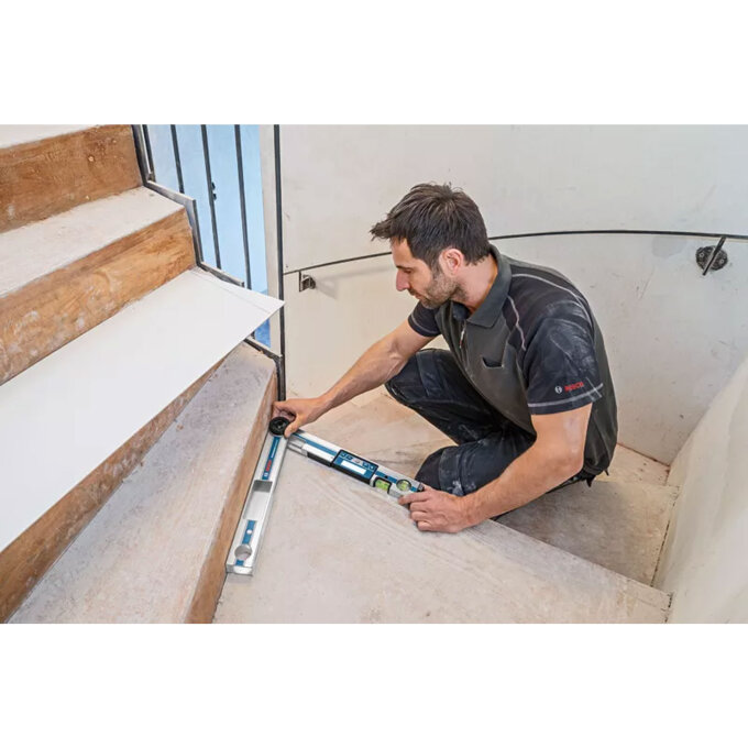 BOSCH DIGITALNI KUTOMJER GAM 220 MF