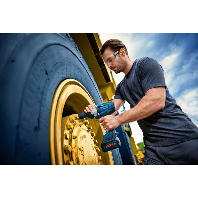 BOSCH AKU UDARNI STEZAČ GDS 18V-1600 HC SOLO