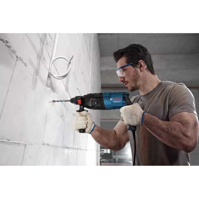 BOSCH BUŠAĆI ČEKIĆ GBH 240 + KOVČEG