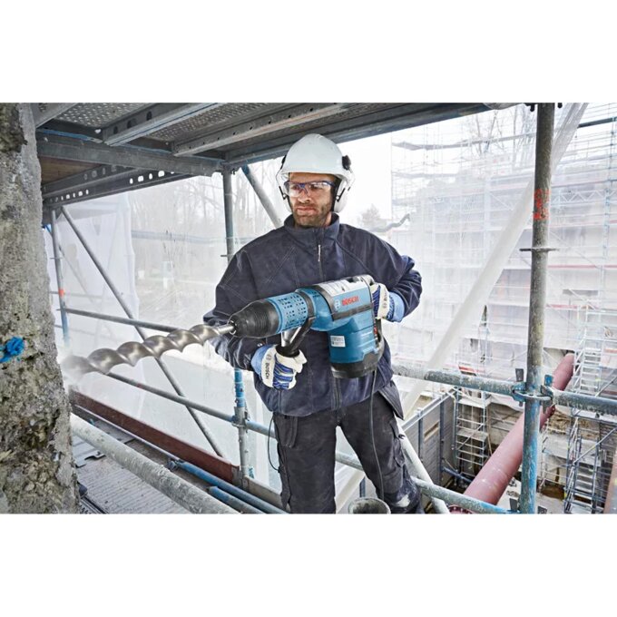 BOSCH BUŠAĆI ČEKIĆ GBH 12-52 D + KOVČEG