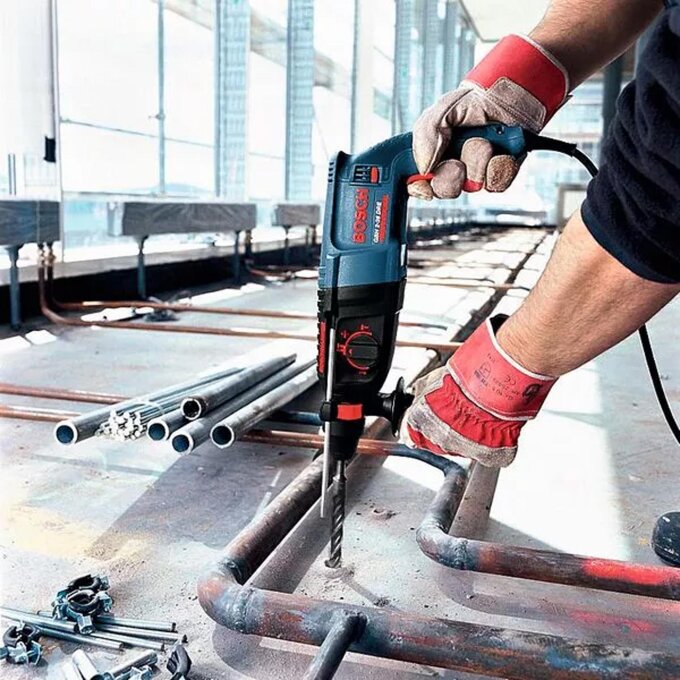 BOSCH BUŠAĆI ČEKIĆ GBH 2-26 DRE + KOVČEG