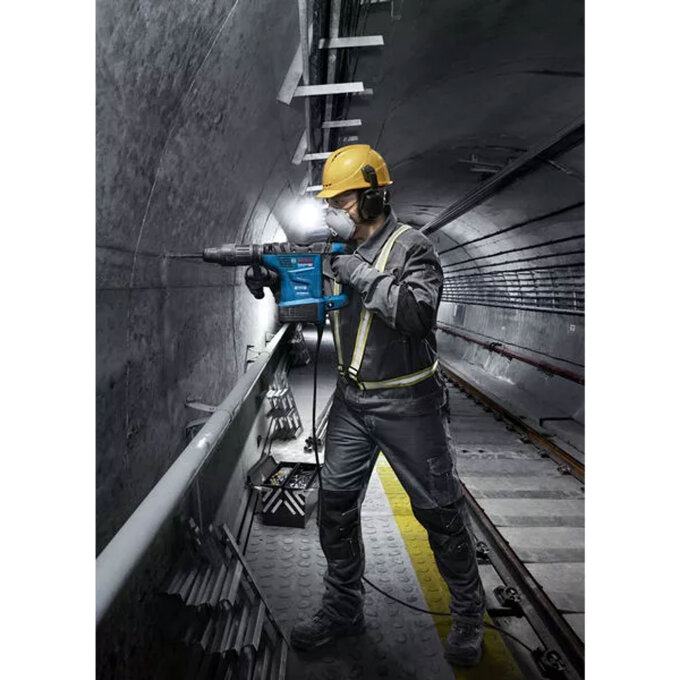 BOSCH BUŠAĆI ČEKIĆ SDS MAX GBH 6-42 C + KOVČEG