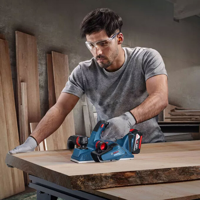 BOSCH AKU BLANJA GHO 185-LI SOLO