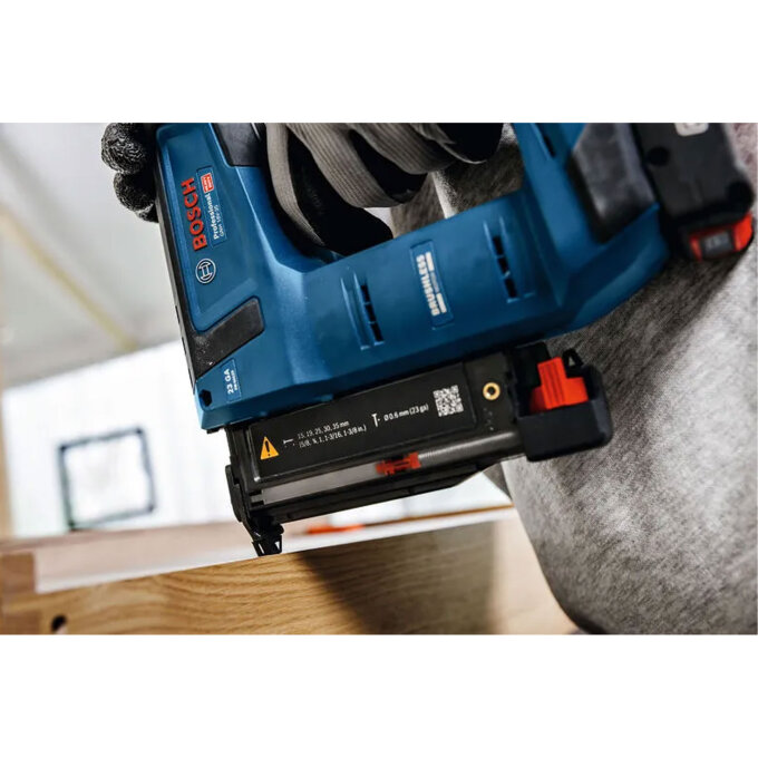 BOSCH AKU ZABIJAČ ČAVALA GNH 18V-35 SOLO