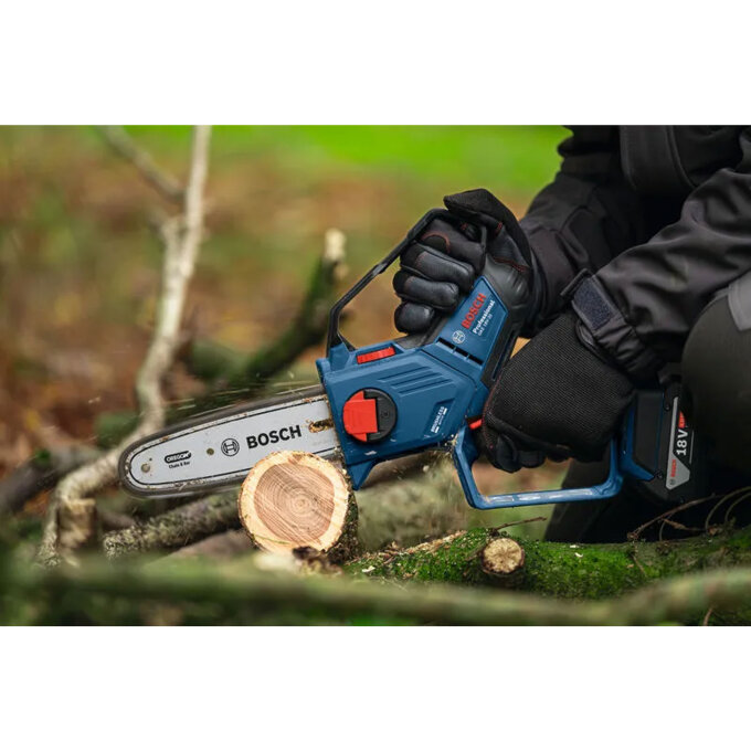 BOSCH AKU LANČANA PILA GKE 18V-20 SOLO