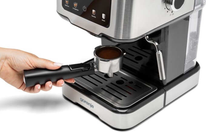 APARAT ZA ESPRESSO KAVU ESCM15CD GORENJE