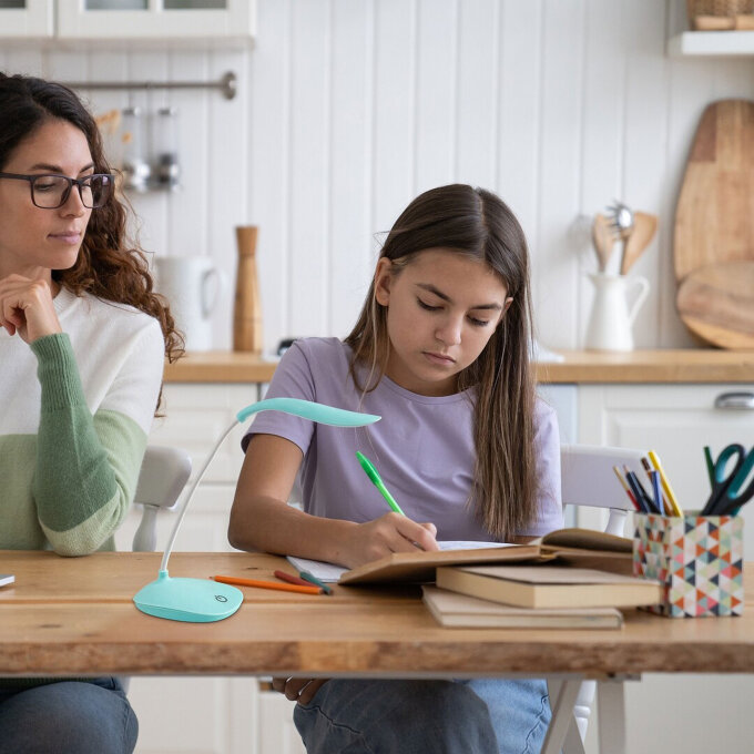 BEDI LED STOLNA SVJETILJKA PLAVA 2W/5V/165lm/4000K/IP20 (74235)