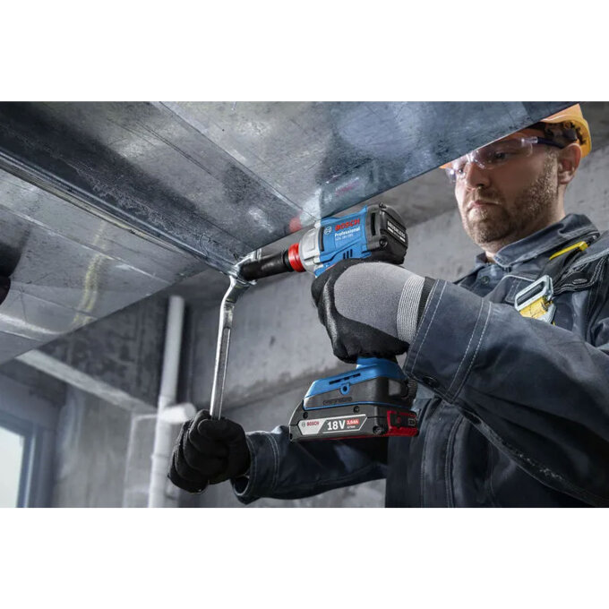 BOSCH AKU SET GDX 18V-285 + GSB 185-LI + 2 x 2,0Ah + GAL 18V-20 + KOVČEG