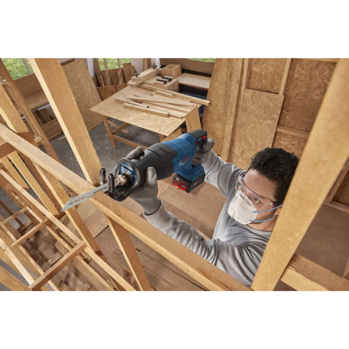 BOSCH AKU SABLJASTA PILA GSA18V-280