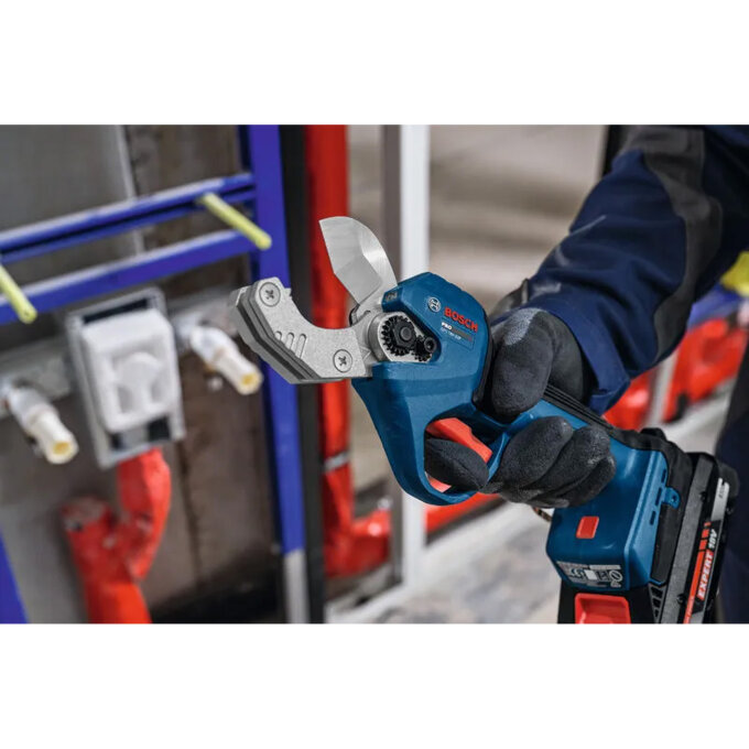 BOSCH AKU REZAČ CIJEVI GPC18V-32P SOLO